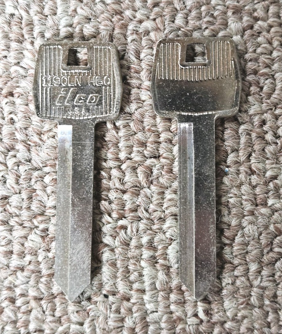 Set Of Two Ilco 1190LN H60 Key Blanks