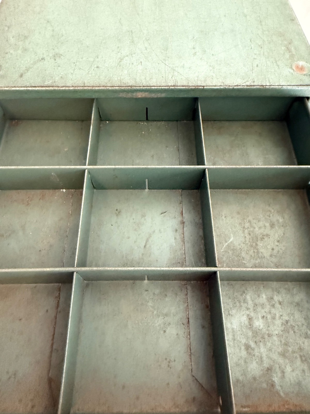 VINTAGE METAL MACHINIST 4 DRAWER CABINET