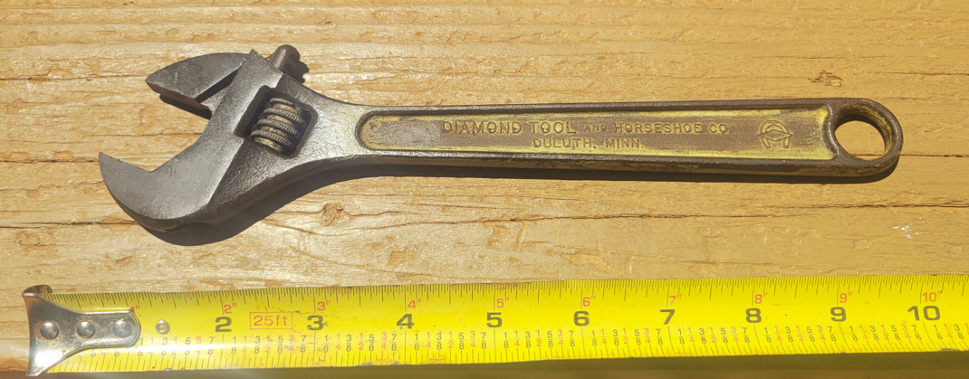 Diamond Tool and Horseshoe Co Duluth Minn, Diamalloy 10″ Adjustable Wrench