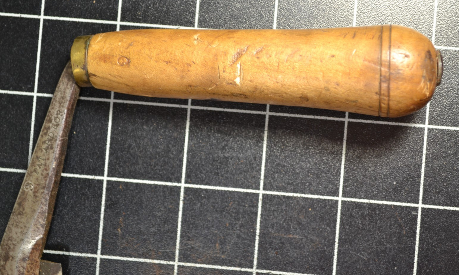 Wm BRADY & SON – MT JOY, PA – MARCH 5, 1872 PATENTED DRAW KNIFE – 9″ EDGE – RARE