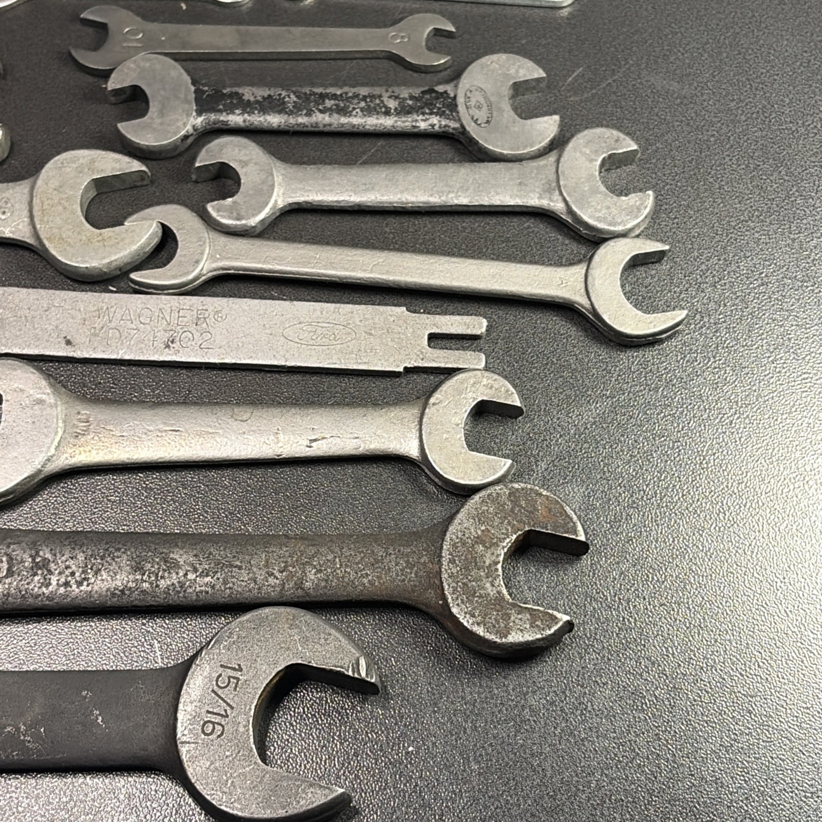 29 Lot Of Open And Wrenches Custom And Pitted Lot.