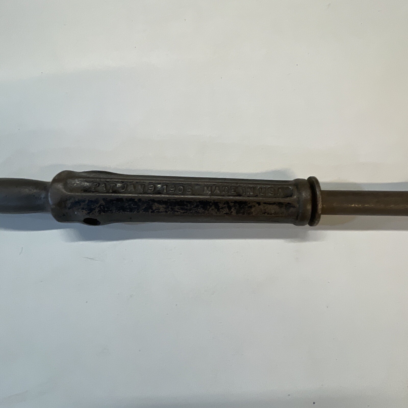 Antique Used “New Jumbo 1906 Nail Puller by Bridgeport Hardware MFG Corp” Tool