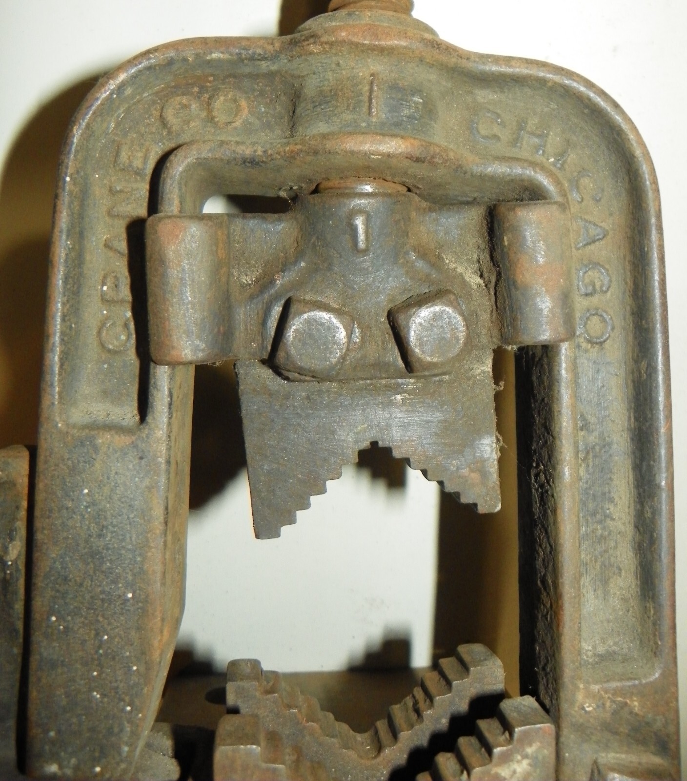 Crane Co. Chicago # 1 Machinist / Pipe Vise Vintage Antique Works Great