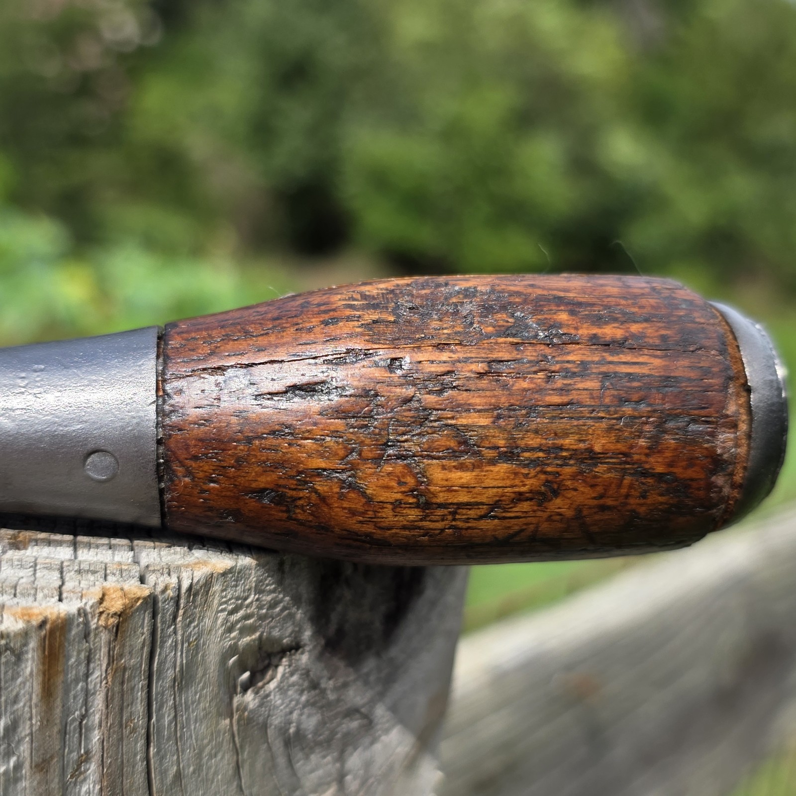 antique Stanley wood chisel 1-1/8″