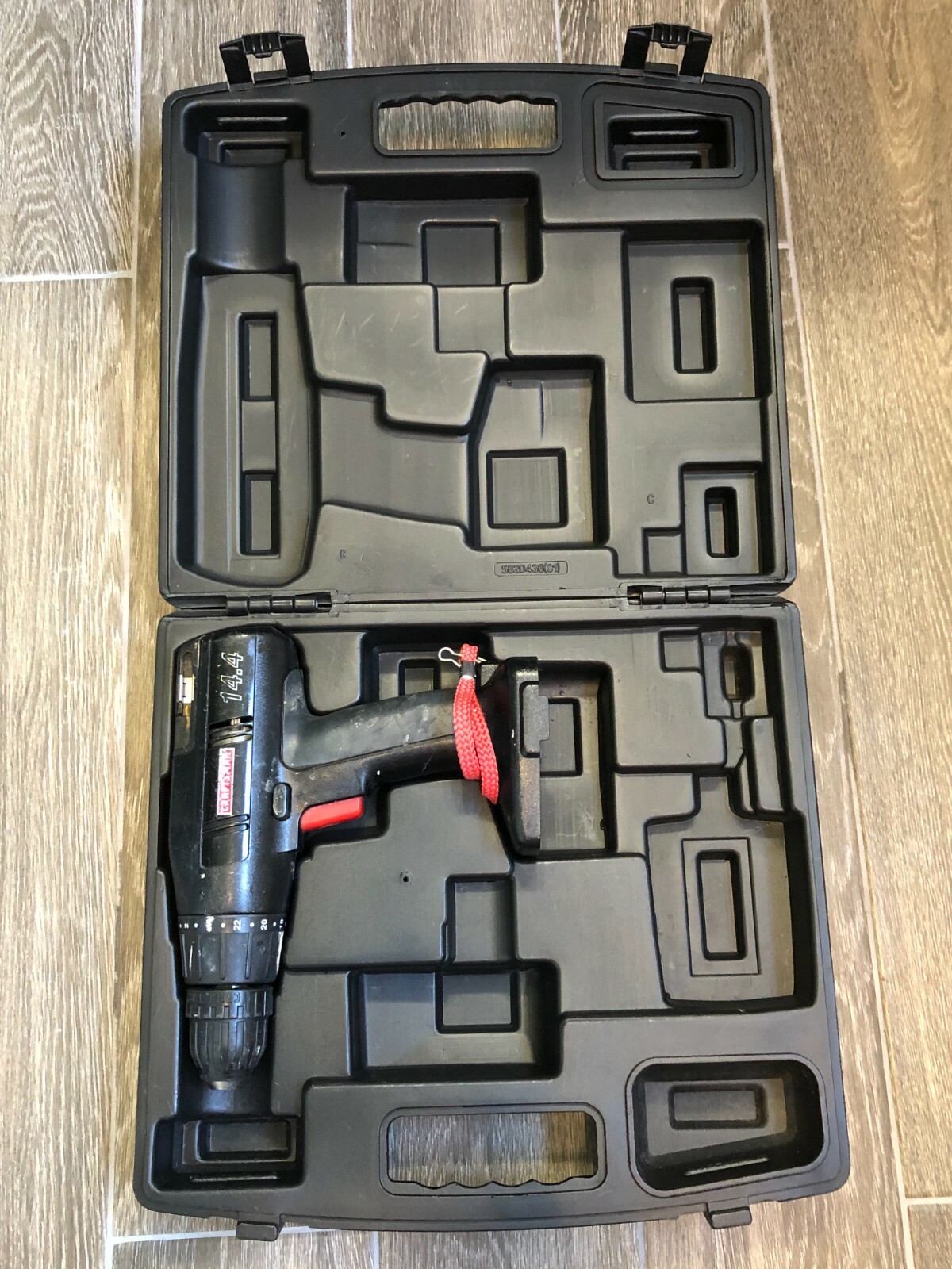 Craftsman 3/8” 14.4 V Cordless Drill & Case 582053601
