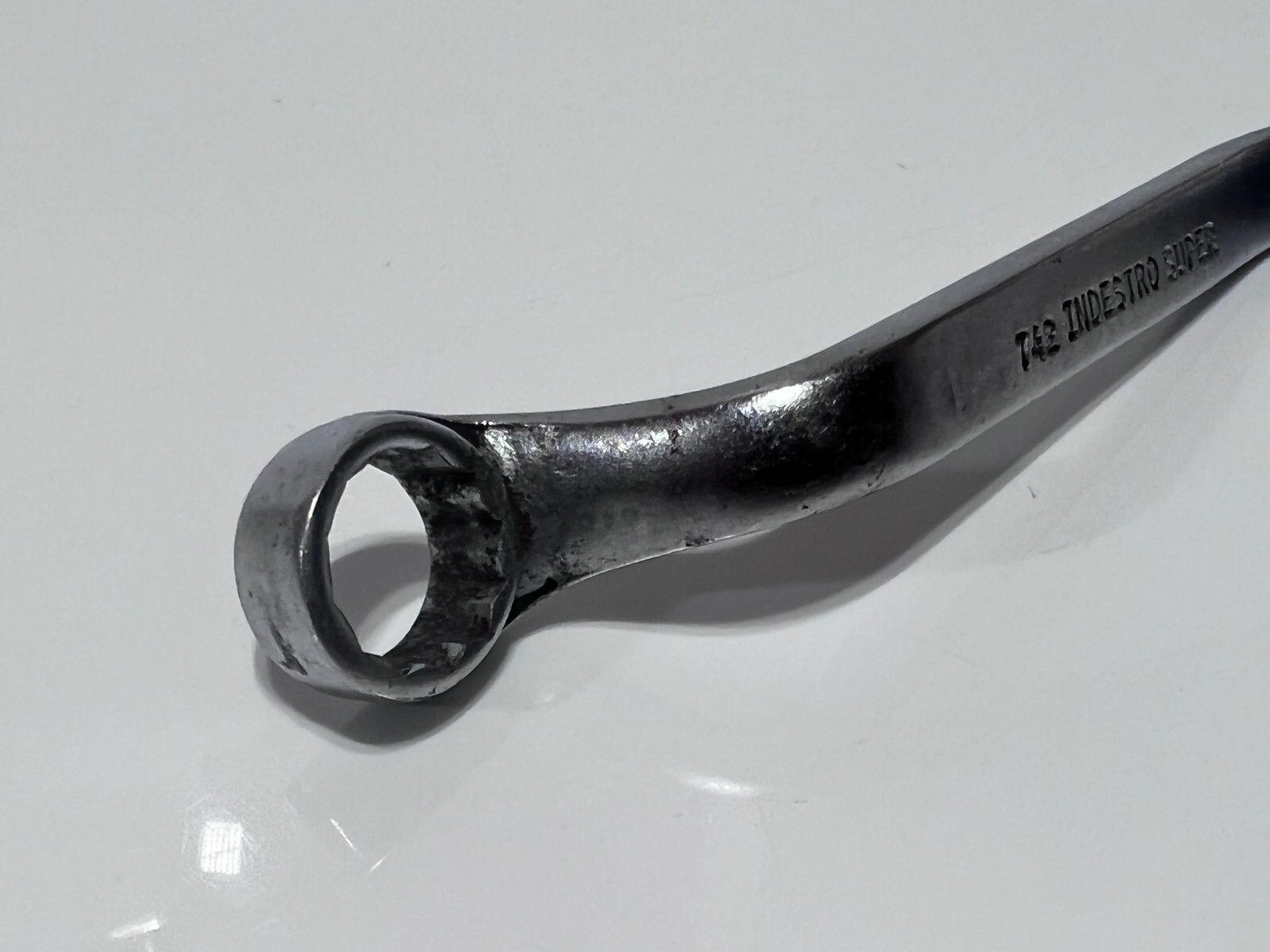 Indestro Super 742 USA Made 1/2” x 9/16” SAE Short Offset Box Wrench – 12 Point