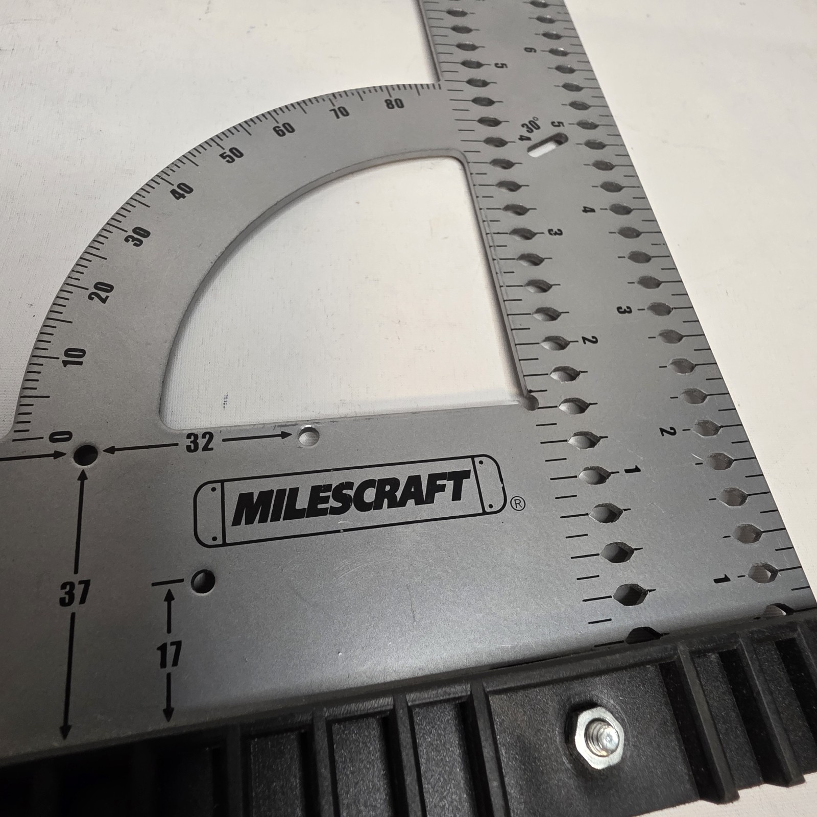 Milescraft 8404 Framing Square 300 Imperial Framing Square 12” x 8” Steel