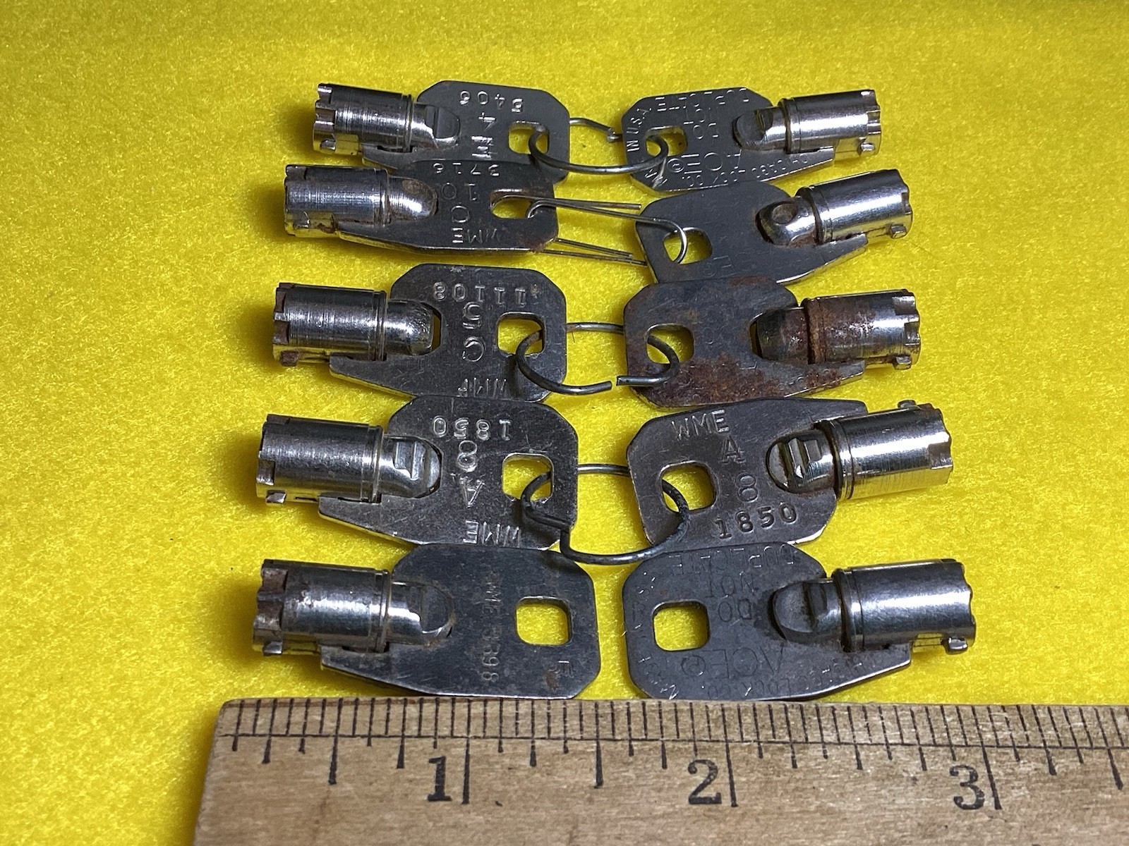 Lot of 10 VTG Tubular Barrel Keys Round Vending Machine Ace Chicago Lock Co. Key