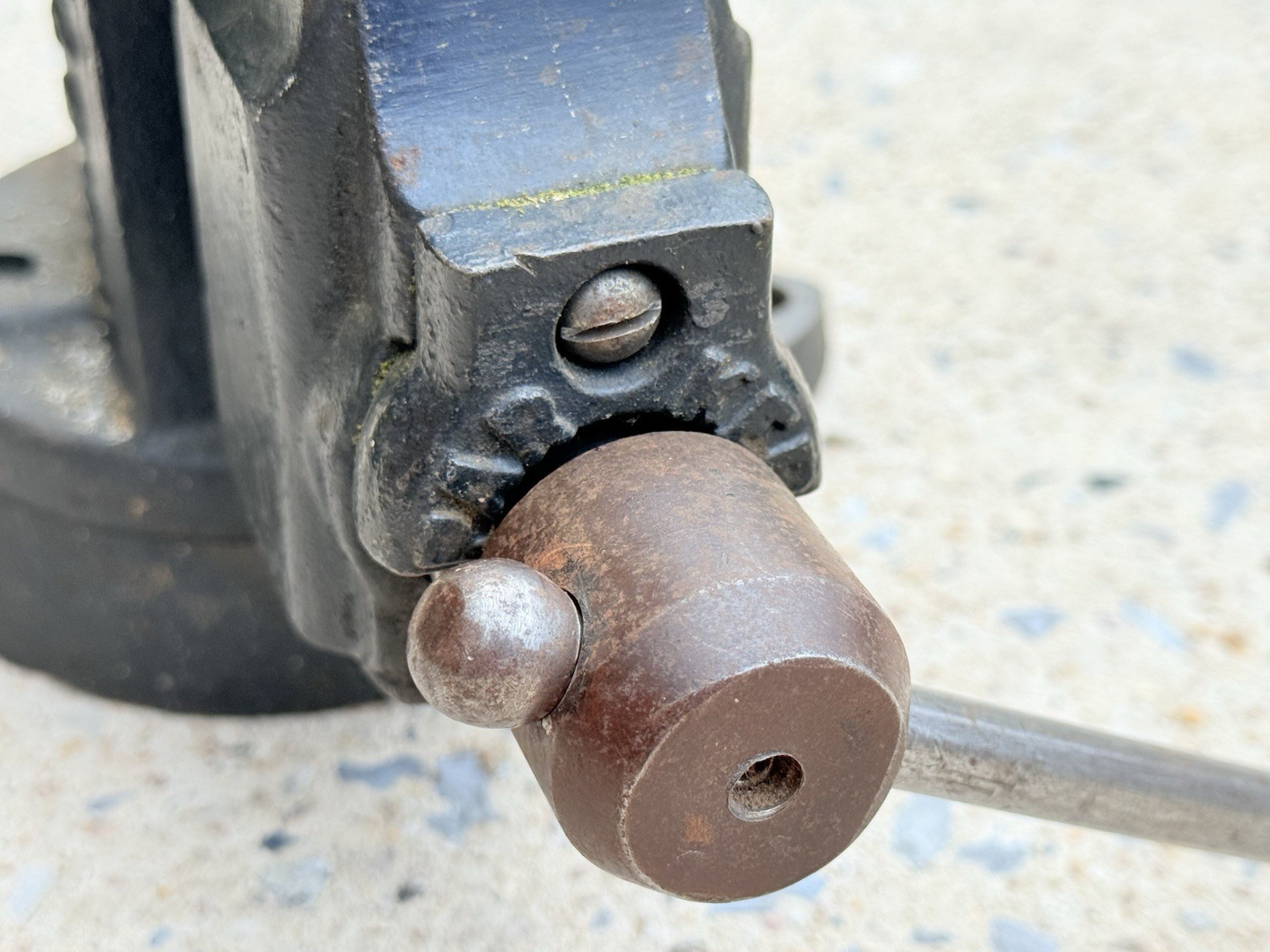 Vintage Chas Parker 973 Swivel Base Bench Vise