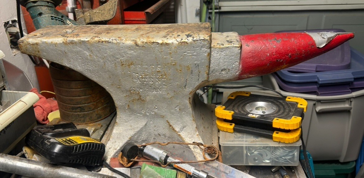 Vintage Peter Wright Anvil