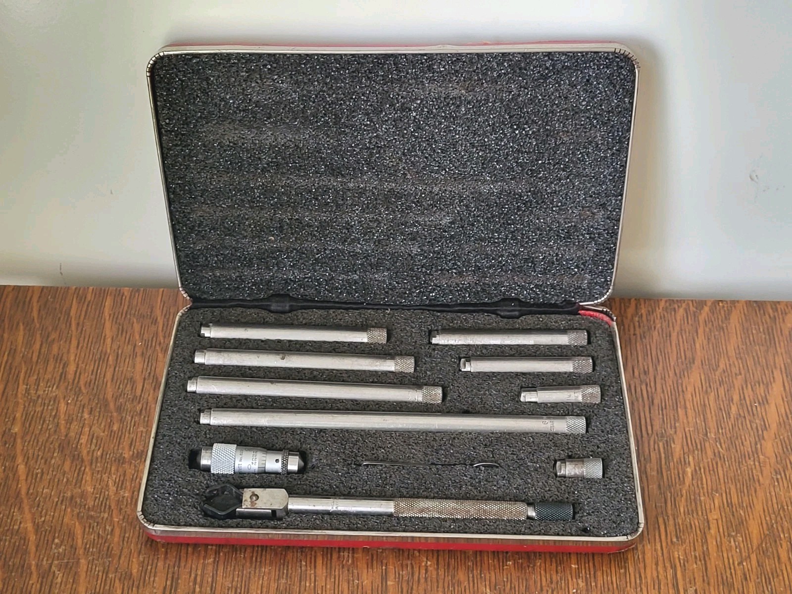 Vintage L. S. Starrett No.823B Tubular Inside Micrometer Set 1 1/2″- 12″ w/Case