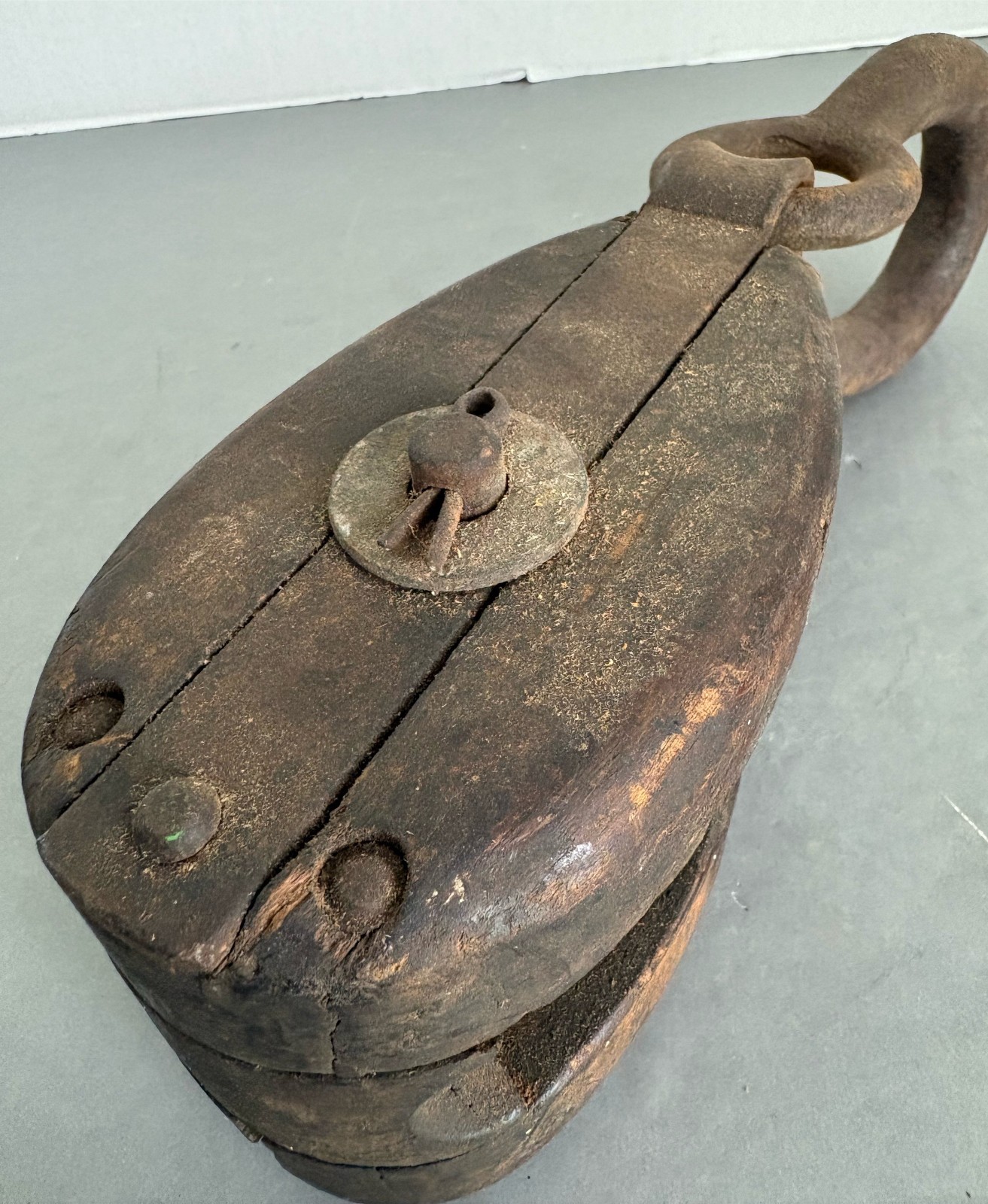 Vintage Farm or Industrial Single Wooden Pulley w/ Unique Locking Top Hook, USED