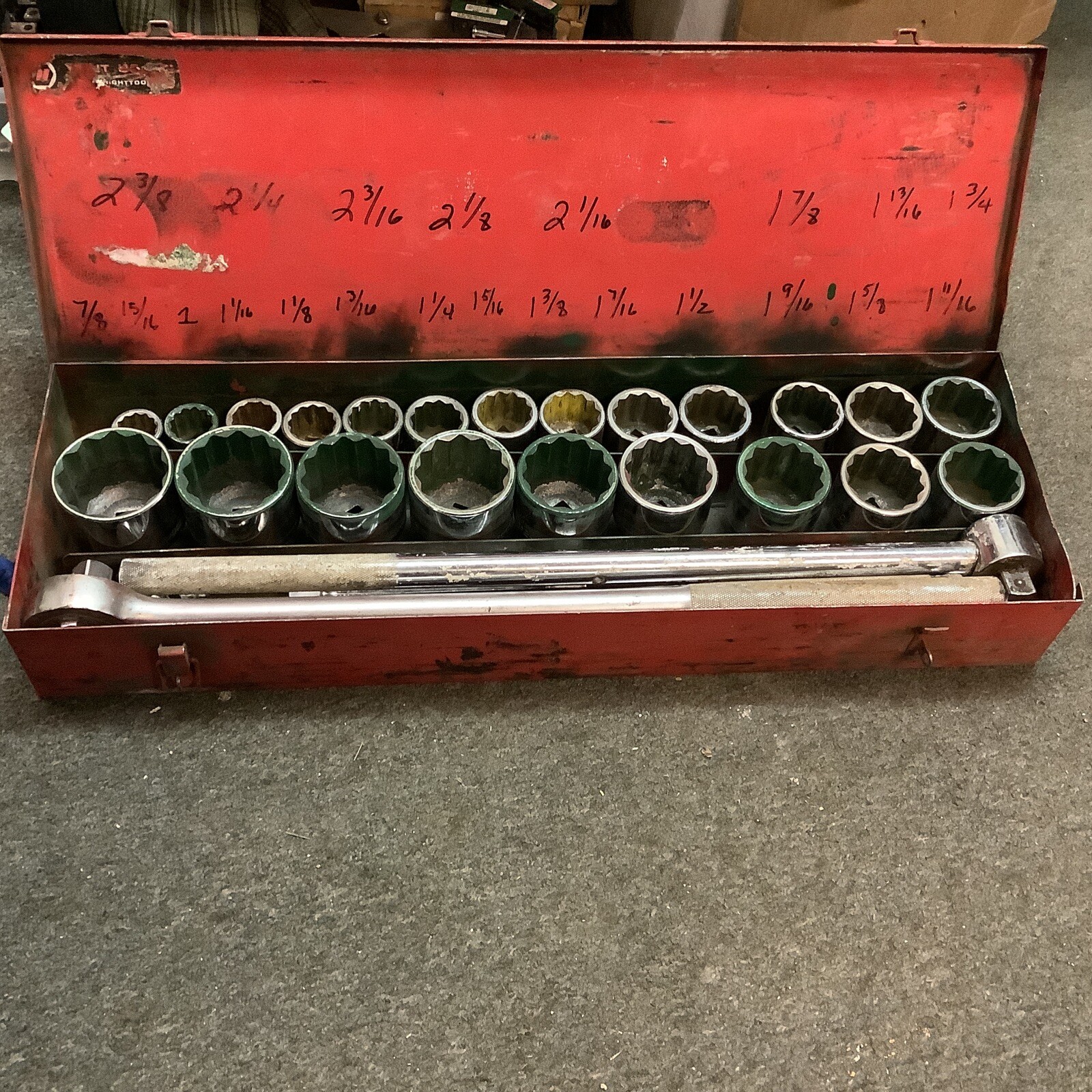 Wright Socket Set 3/4” Drive,Size Range is 13/16” to 2-3/8” Type Hand(29Pieces)