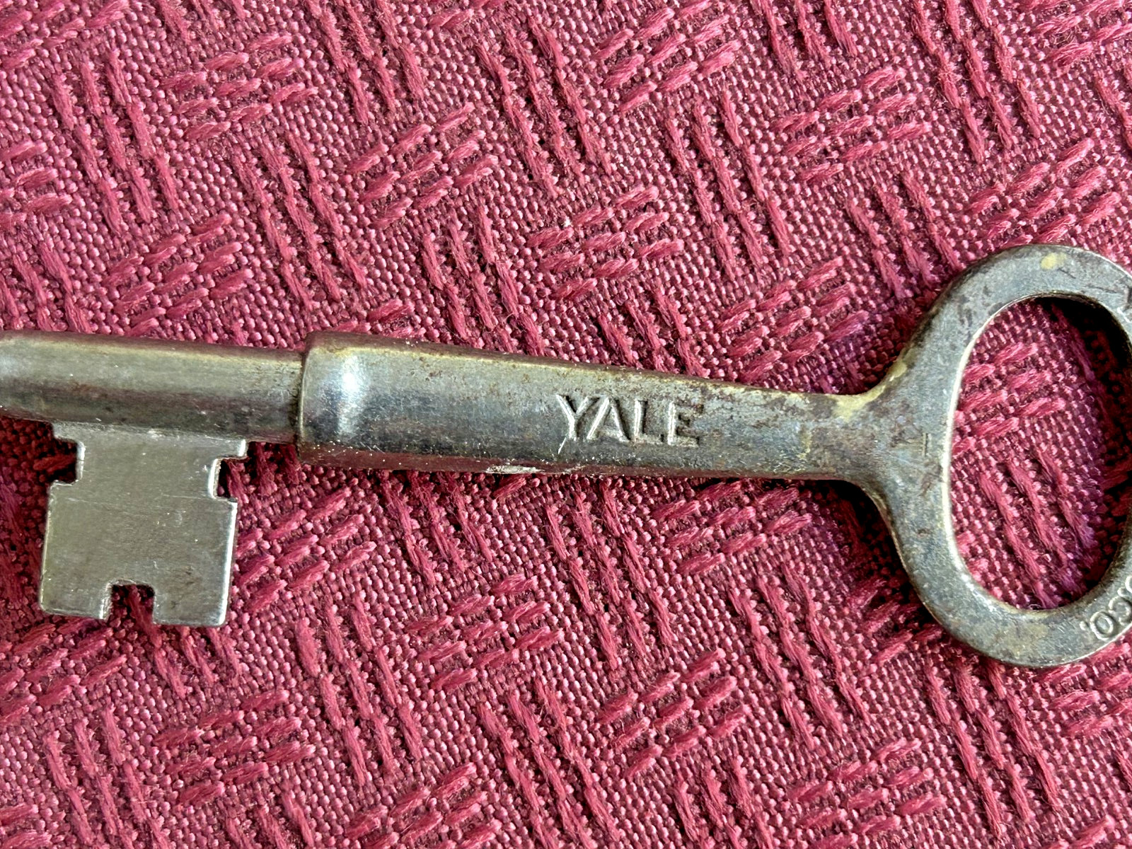 Lot of 4 (Skeleton Keys ) ?? Yale &Town Steel x 2 + 2 Other ones
