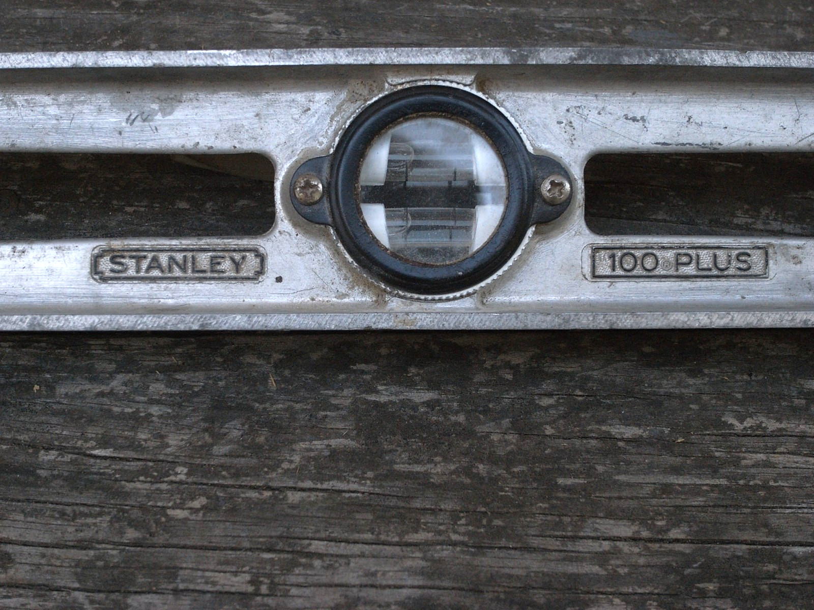 VINTAGE STANLEY No 233 -24″- CAST ALUMINUM HEAVY DUTY LEVEL- EXCELLENT CONDITION