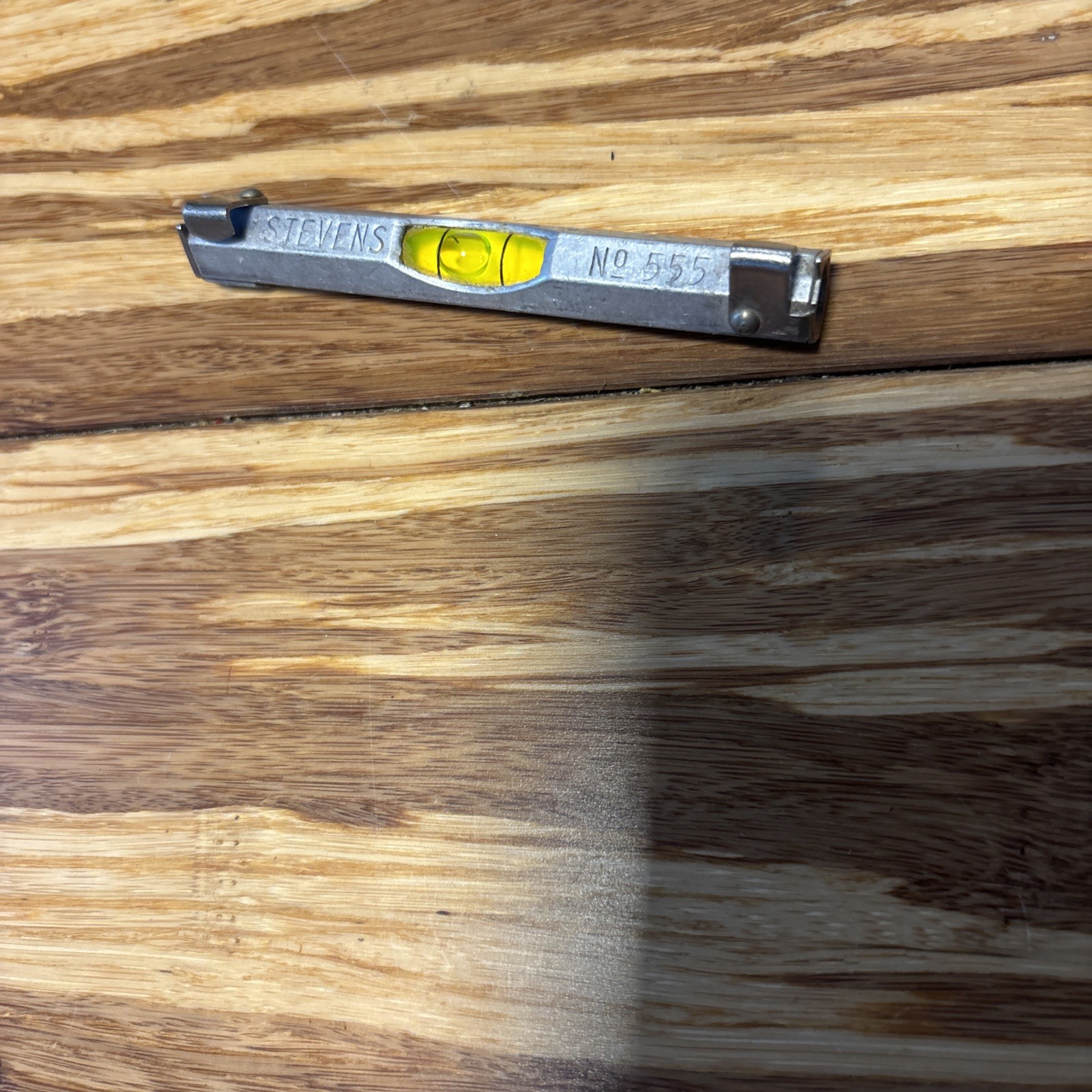 Vintage Sand-Stevens No. 555 Wire Line Level Bubble 3″ Great condition.