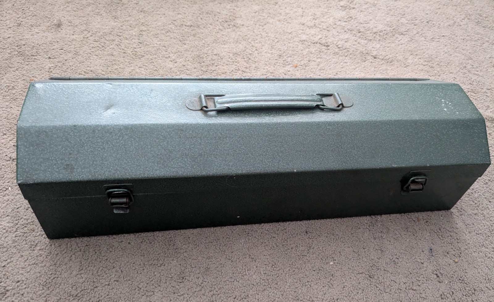 VINTAGE TOMBSTONE TOOL BOX With TRAY