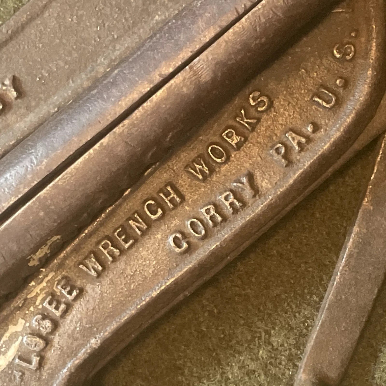 Antique Folding Saw Vise Cast Iron Losee Wrench Works 14″ Corry, PA Nice!