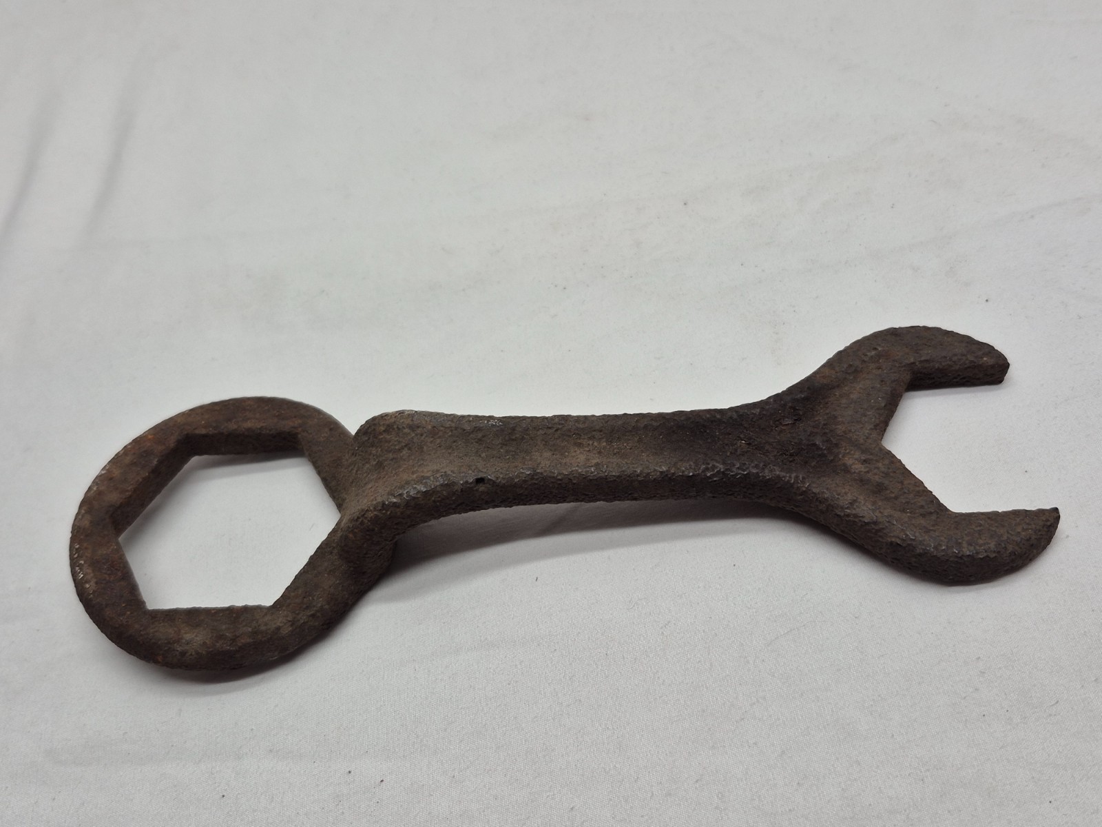 Antique Vehicle Car Automotive Hub Cap Wrench Auto Tool Hex Head Farm Hand Metal