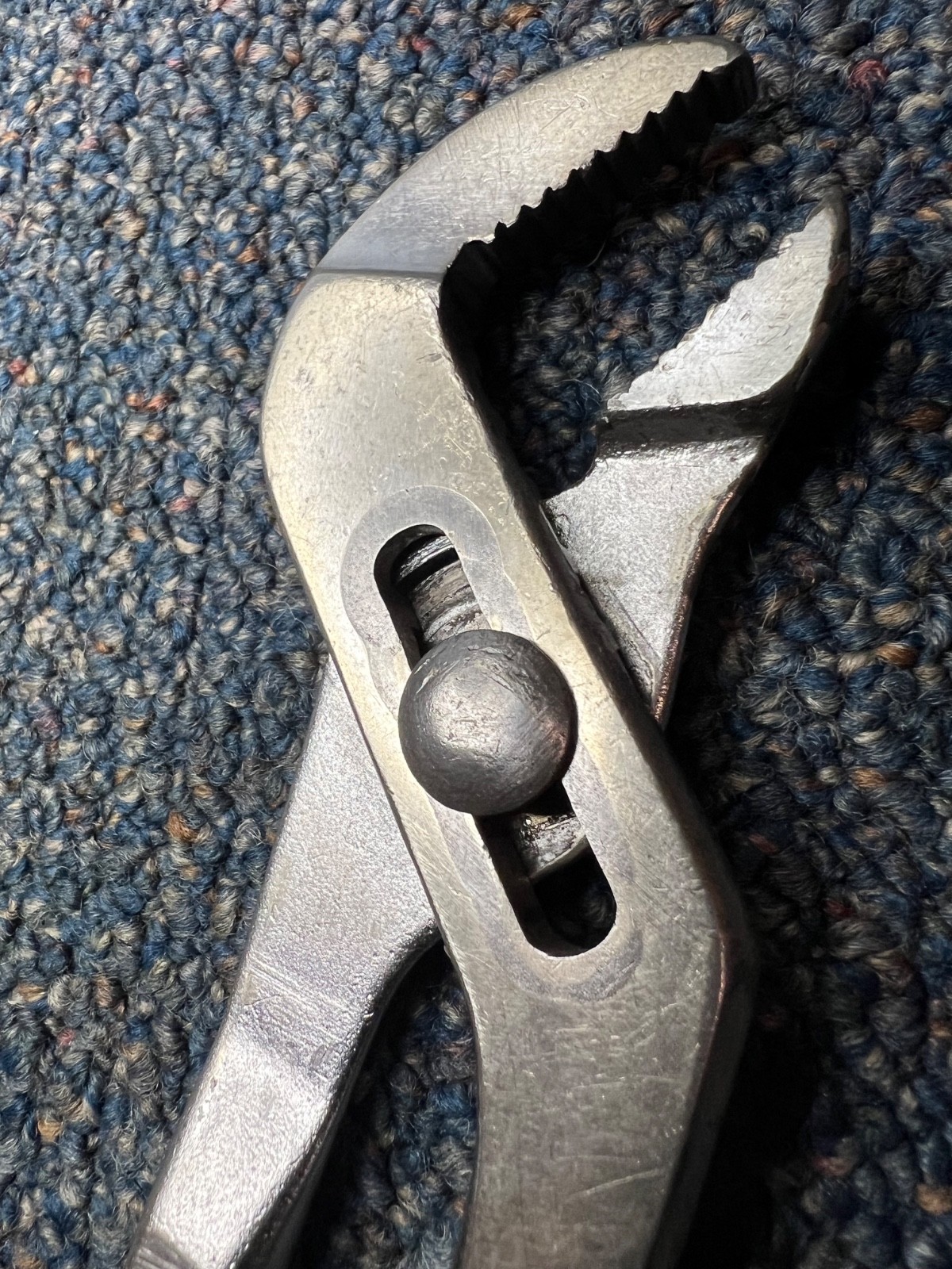 Vintage Craftsman arc-joint pliers, 9-1/2″, P-code, fancy grips, vy good cond.