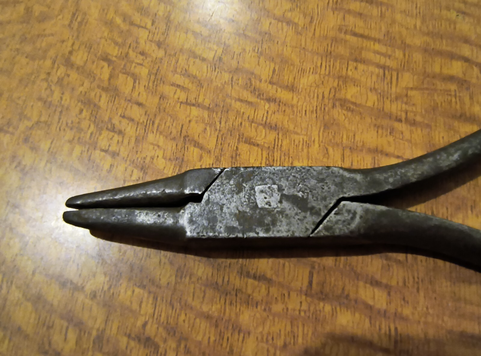 Vintage Round Nose Pliers; Box Joint, Unknown Mfr.