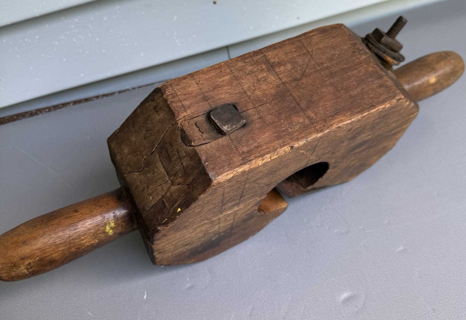 Lg. Antique Carriage Axle Pointer/Spoke Rounding Plane 18” x 7”x 3-1/2”