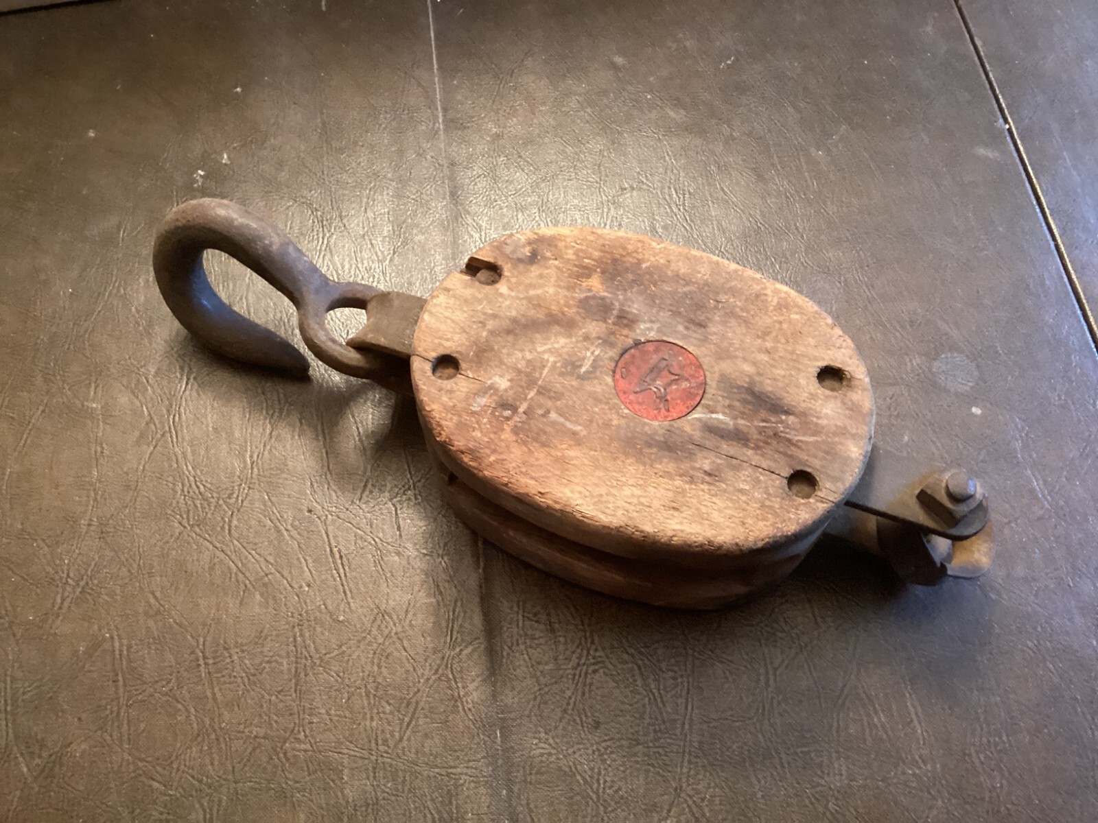Vintage.13″ ANVIL Logo Wood Single Wheel Pulley Wooden Block and Tackle