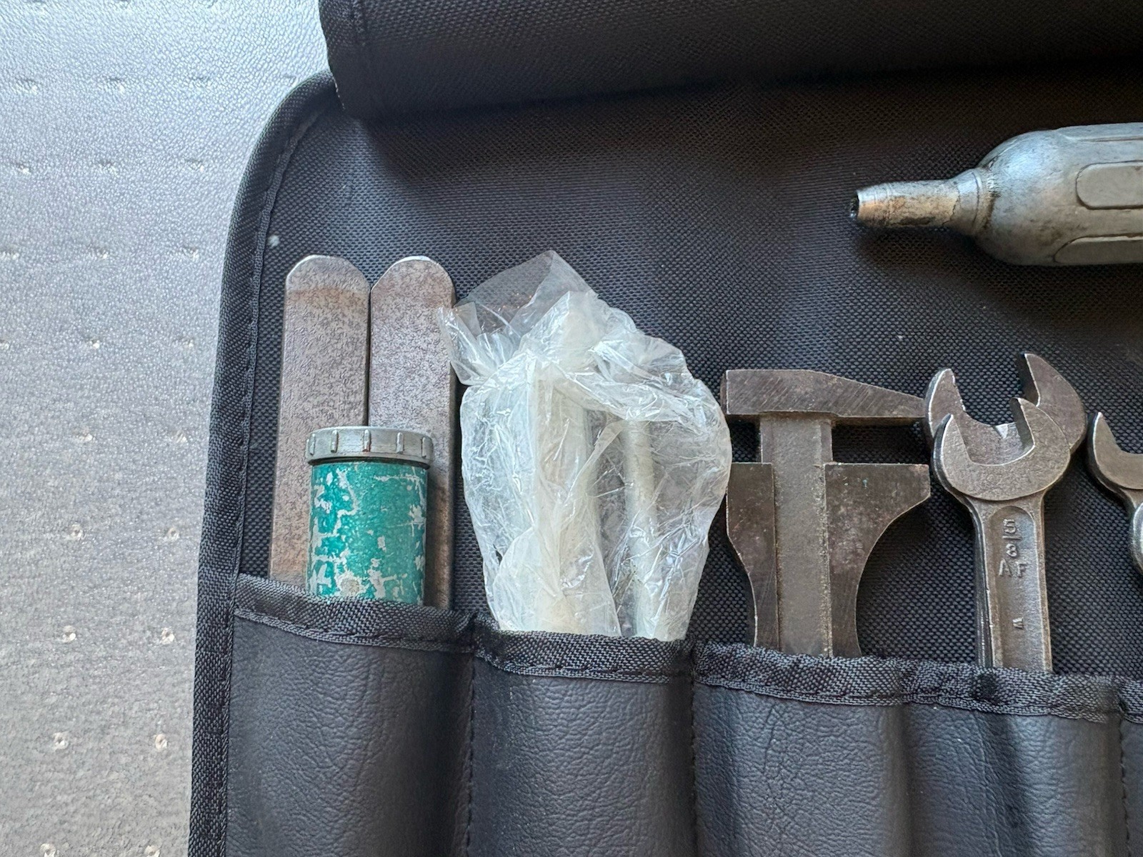 Land Rover Series Tool Kit In Tool Roll