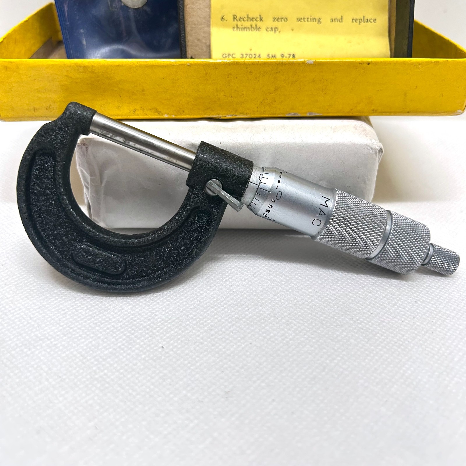 VTG 1978 MAC 0-1″ 0-24mm Micrometer w Plastic Case Instructions Original Box EUC