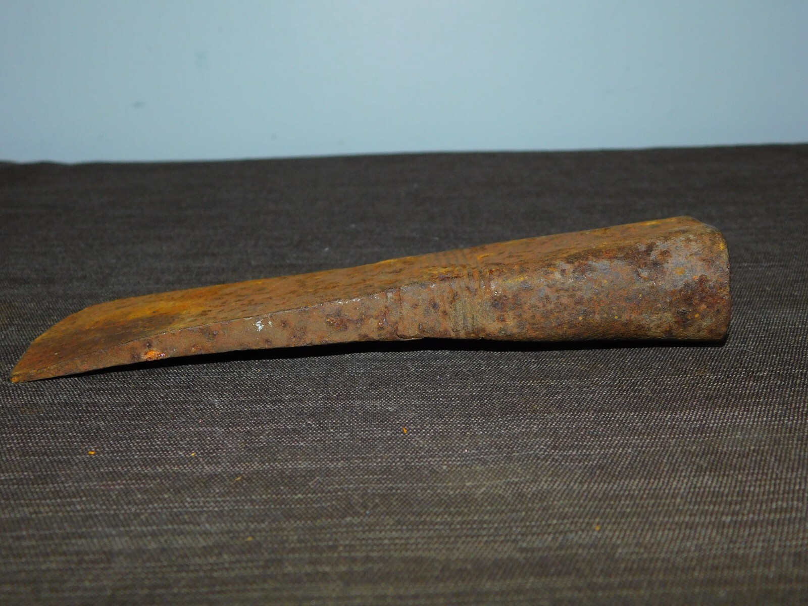 VINTAGE PIONEER TOOL 6 3/4″ LONG IRON AXE ADZE HEAD