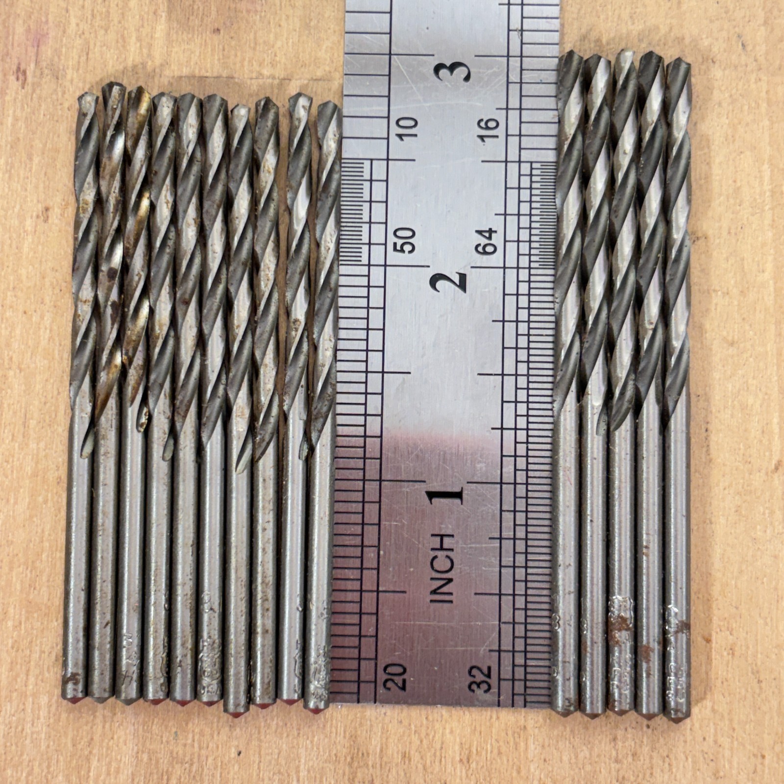 Lot (15) Vintage S.t. Co. Drill Bits, (5) P3J and (10) 31