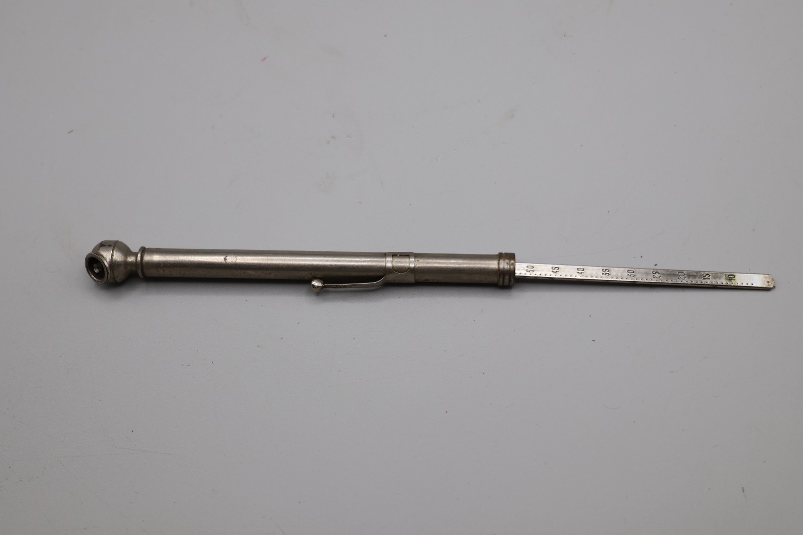 Vintage unbranded Tyre “tire” Pressure Gauge- Vintage tools- Dut’s Deals