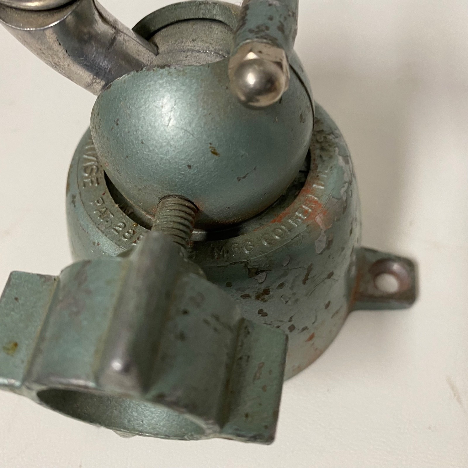 Vintage Colbert PanaVise Heavy Duty Ball Base • Good Vintage Condition