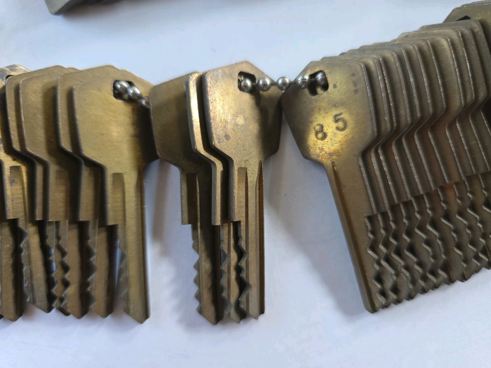 106 Vintage Keys 1950’s – 1960’s Car Hotel Numbered