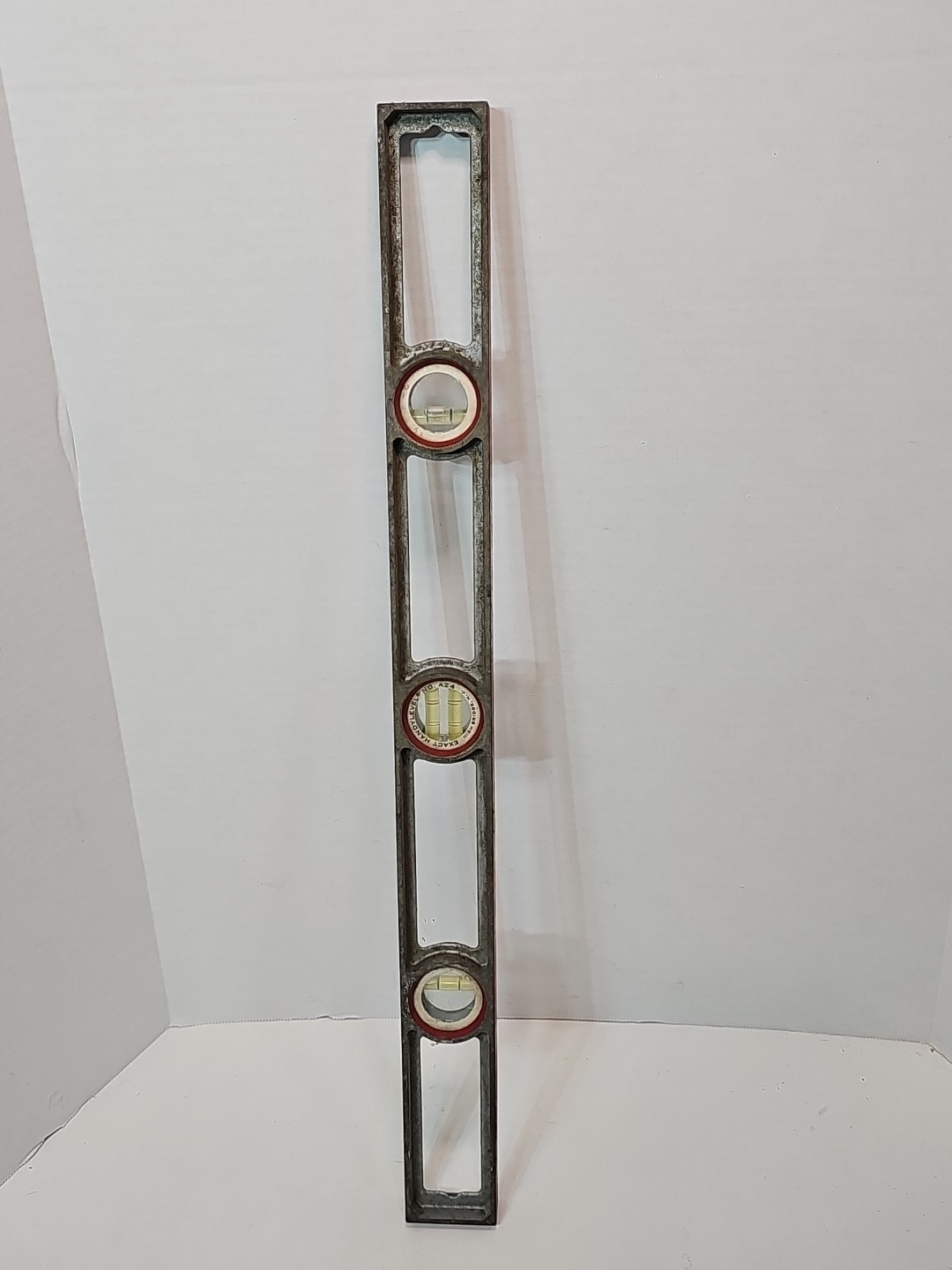 VINTAGE Cast Aluminum 24” Exact HandyLevel No. A24 Level Tool Carpentry Red USA
