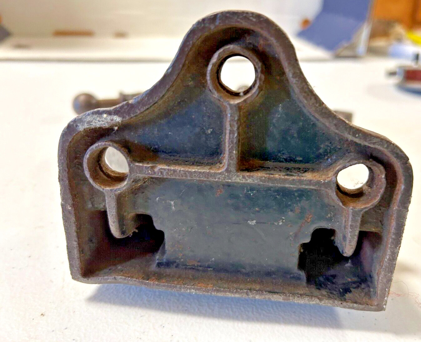 Vintage Reed MFG Erie PA Co Pipe Clamp Bench Mount #700, August 1914, 9″ tall