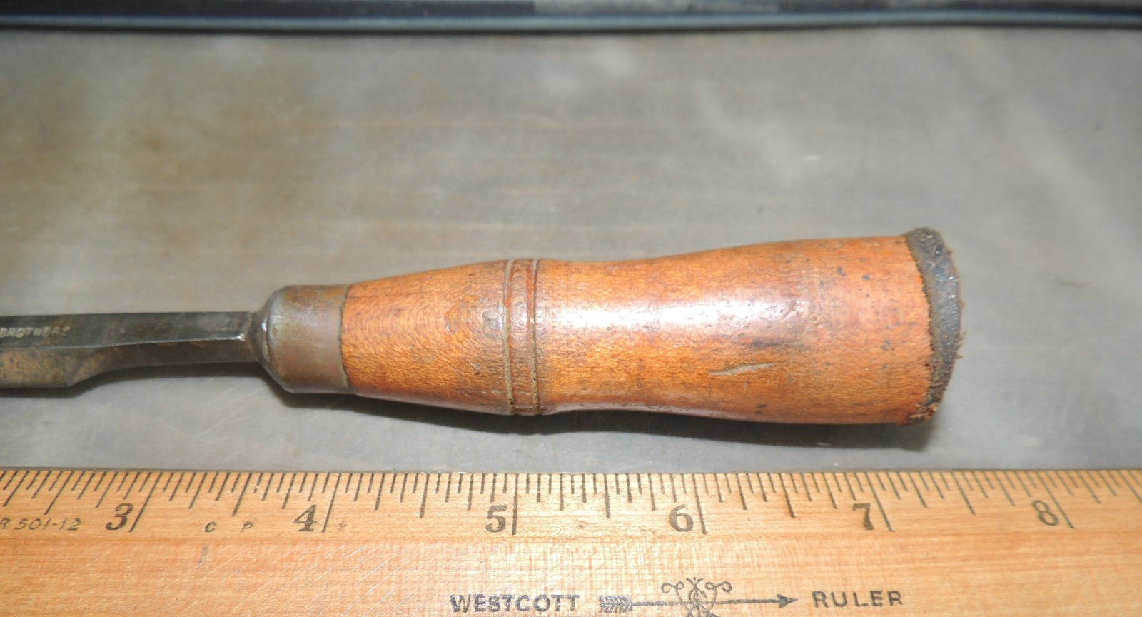 1/2″ VTG. Buck Brothers BEVEL EDGE Chisel, WOOD HANDLE, STAMPED BUCK BROTHERS