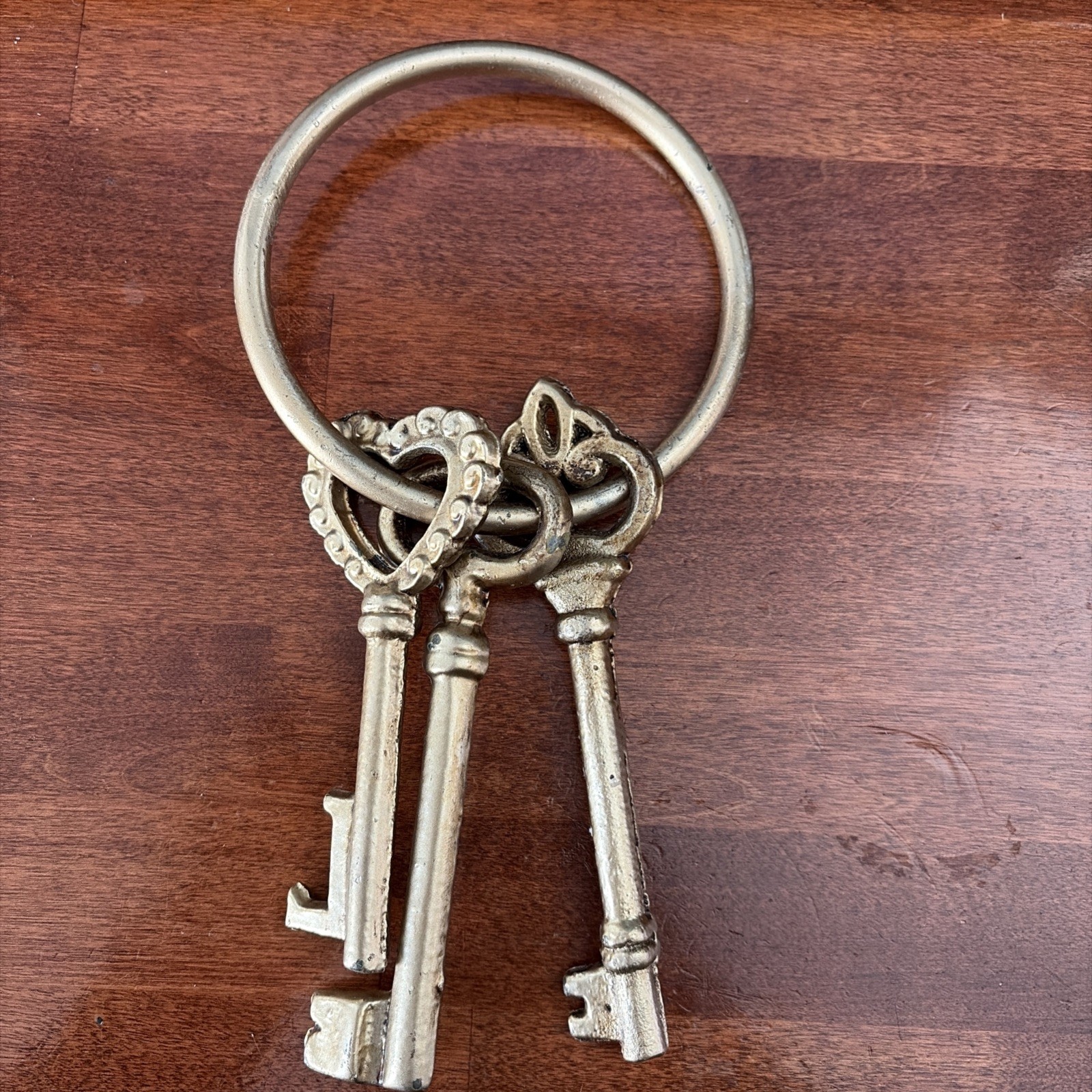 3 Large Skeleton Keys On Ring Decorative Wall Decor Prop Keys