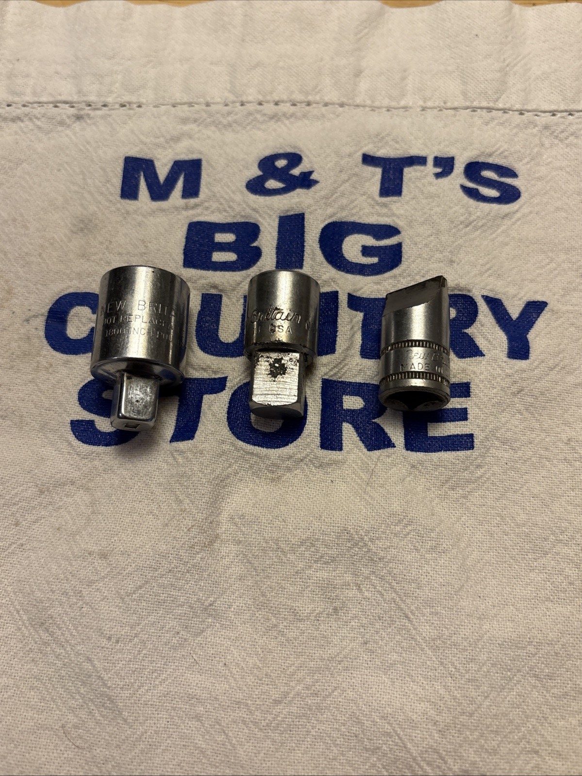 New Britain USA 3/8″ & 1/2″ Drive 2 Adapters & Drag Link Socket NB81, NS81, NB95