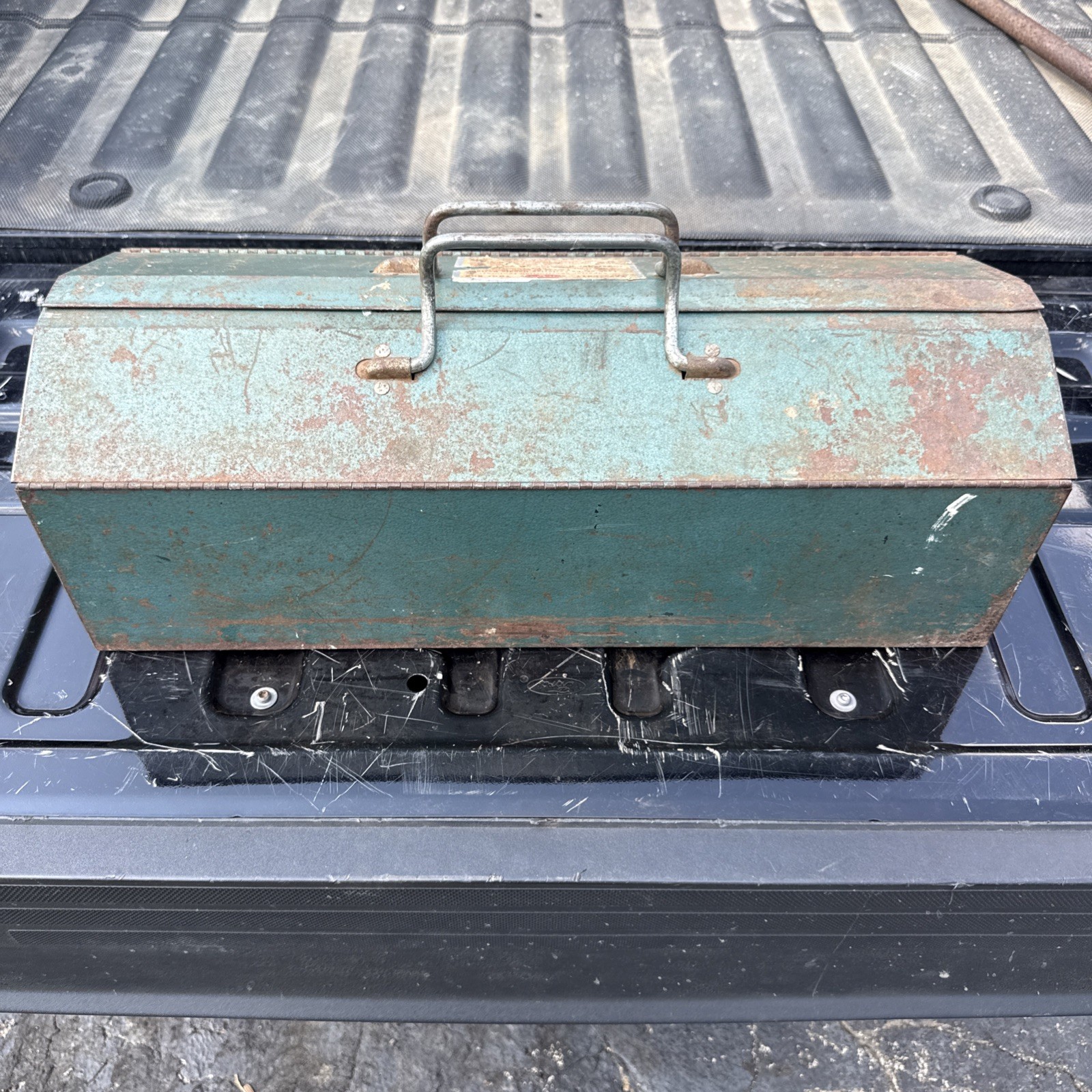 Western Auto Supply Wizard Tool Box w/ Tray 22″ Blue Green Metal Vintage