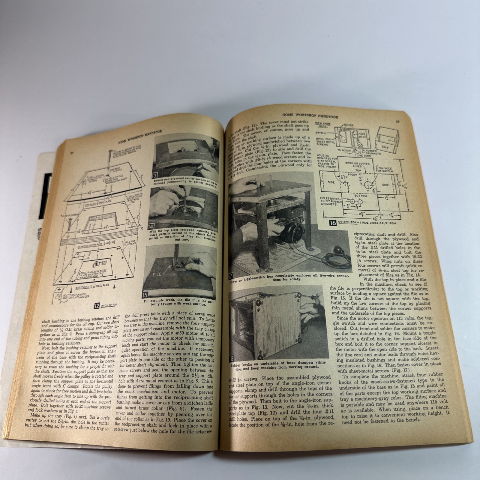Lot of 2 Science and Mechanics Home Workshop Handbooks – 1959 #558 & 1960 #570