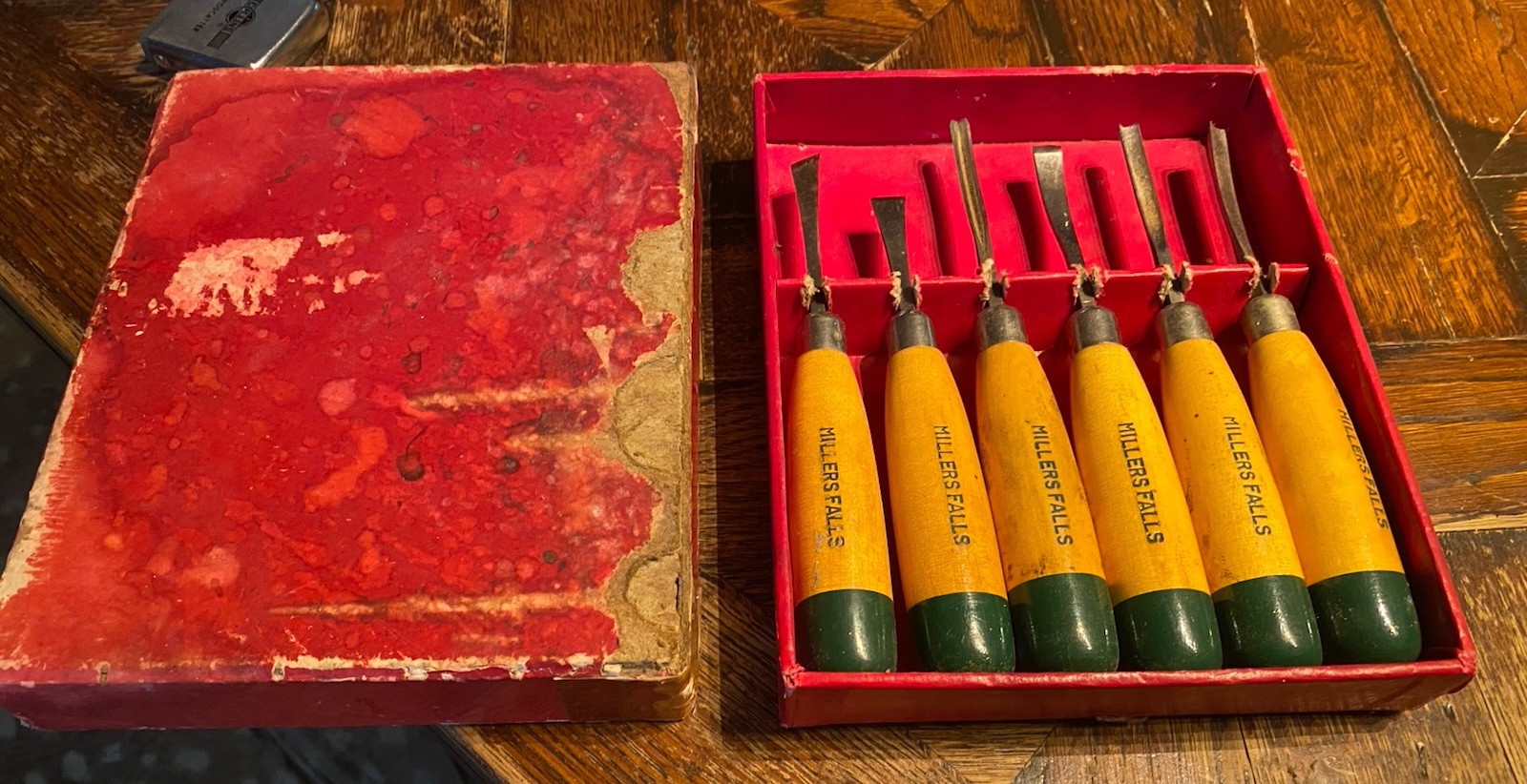 Vintage Millers Falls Wood Carving Set