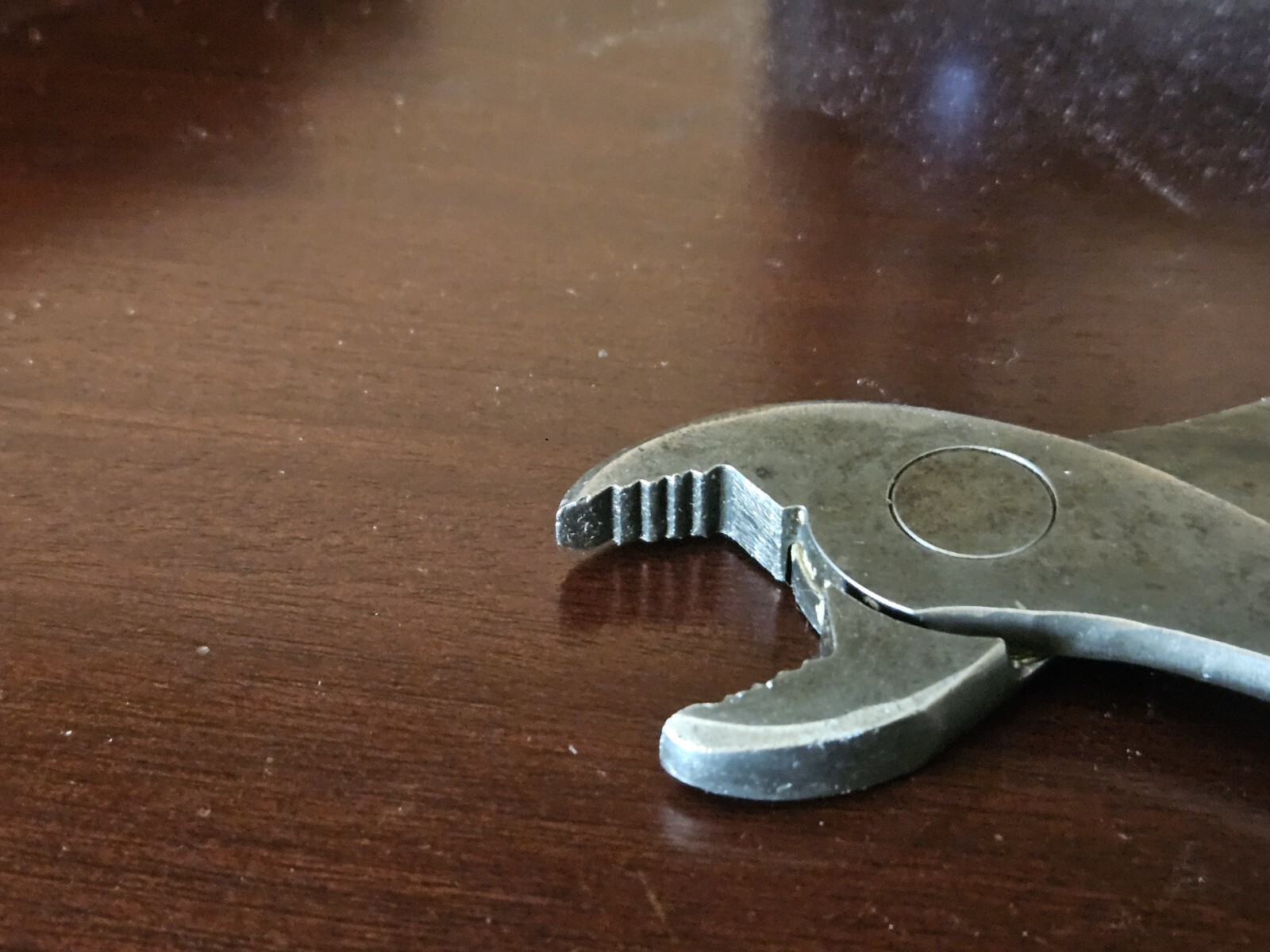 VINTAGE PLOMB LOS ANGELES #2218 BATTERY PLIERS PLVMB LA EXC. SHAPE!