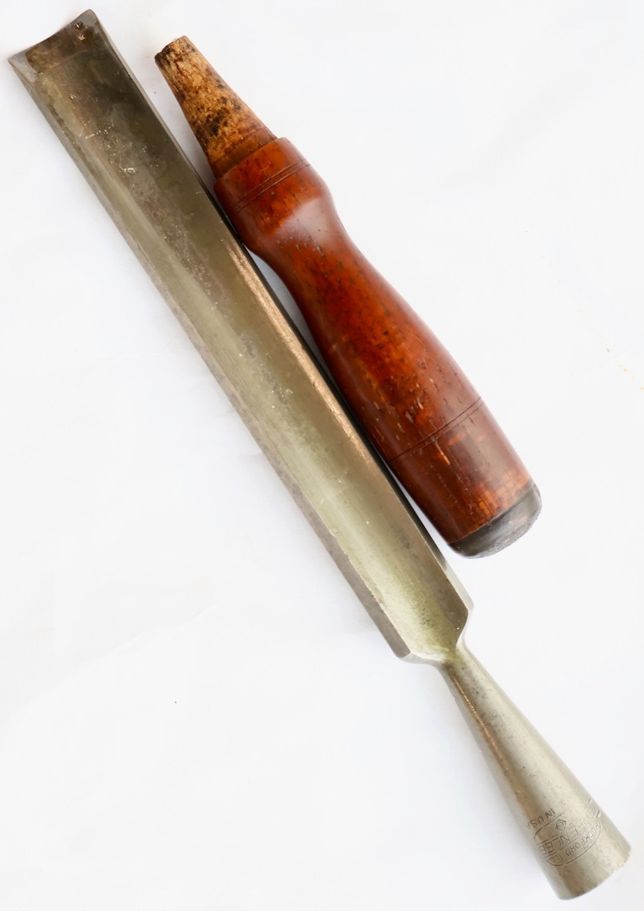 Greenlee Gouge Style Wood Chisel / #8 Sweep / 25mm – .984”/ Mountain Top Tools