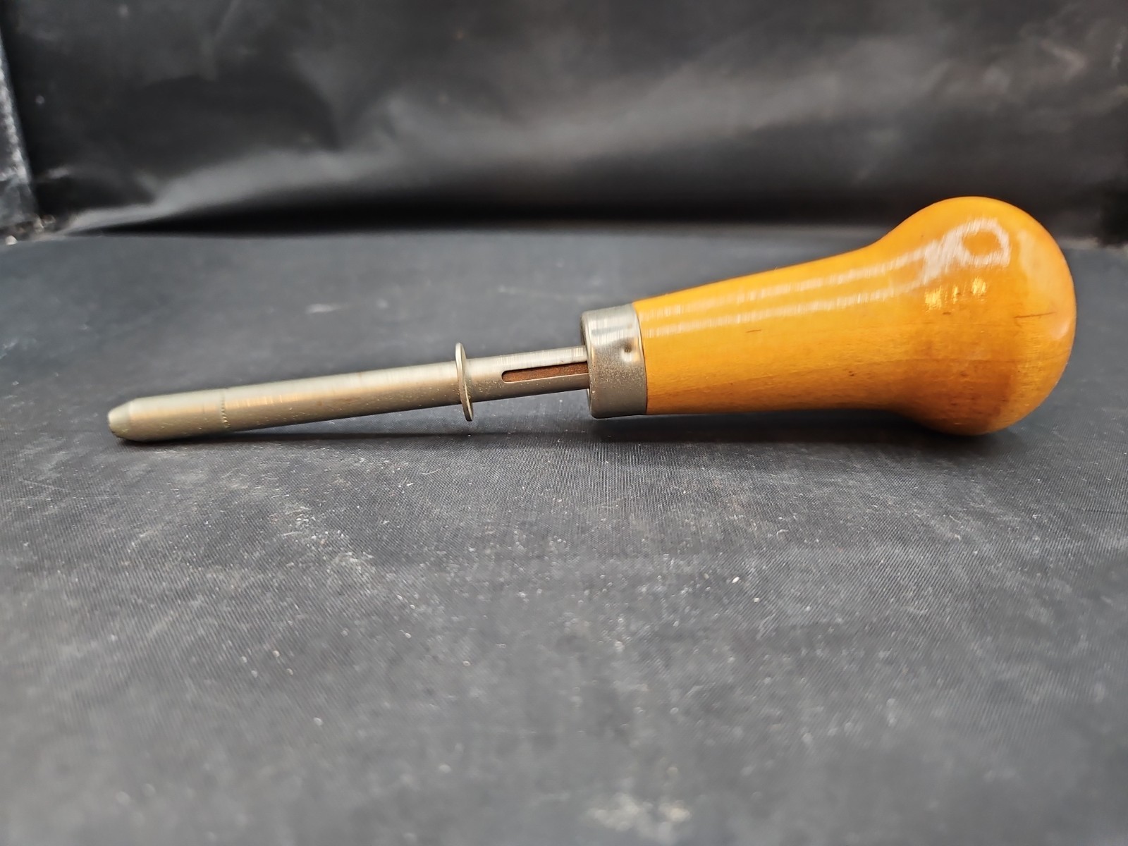 Vintage Star Clay Center Ohio Brad Nail Pusher Driver Tool Wooden Round Handle