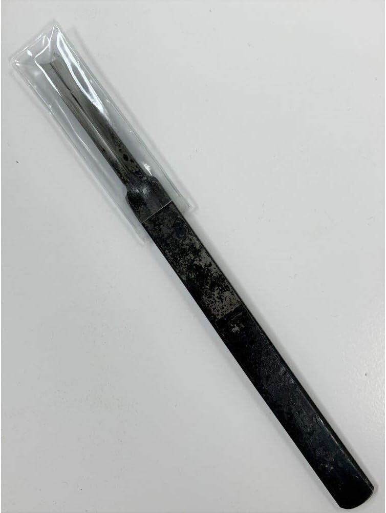 Tokichiro shared handle chisel triangular 0.6 cm for carving deeper prints