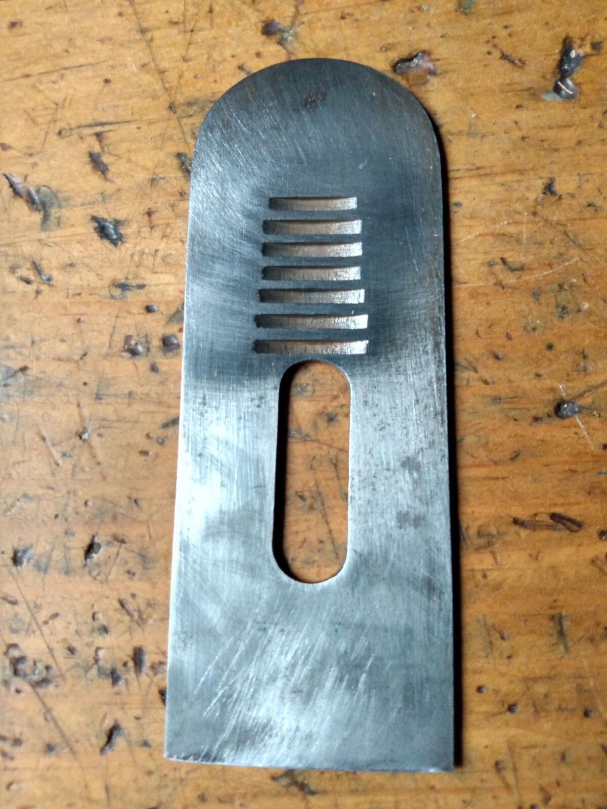 UNION MANUFACTURING, 1-5/8″ block plane blade, for planes with adjusting mech.
