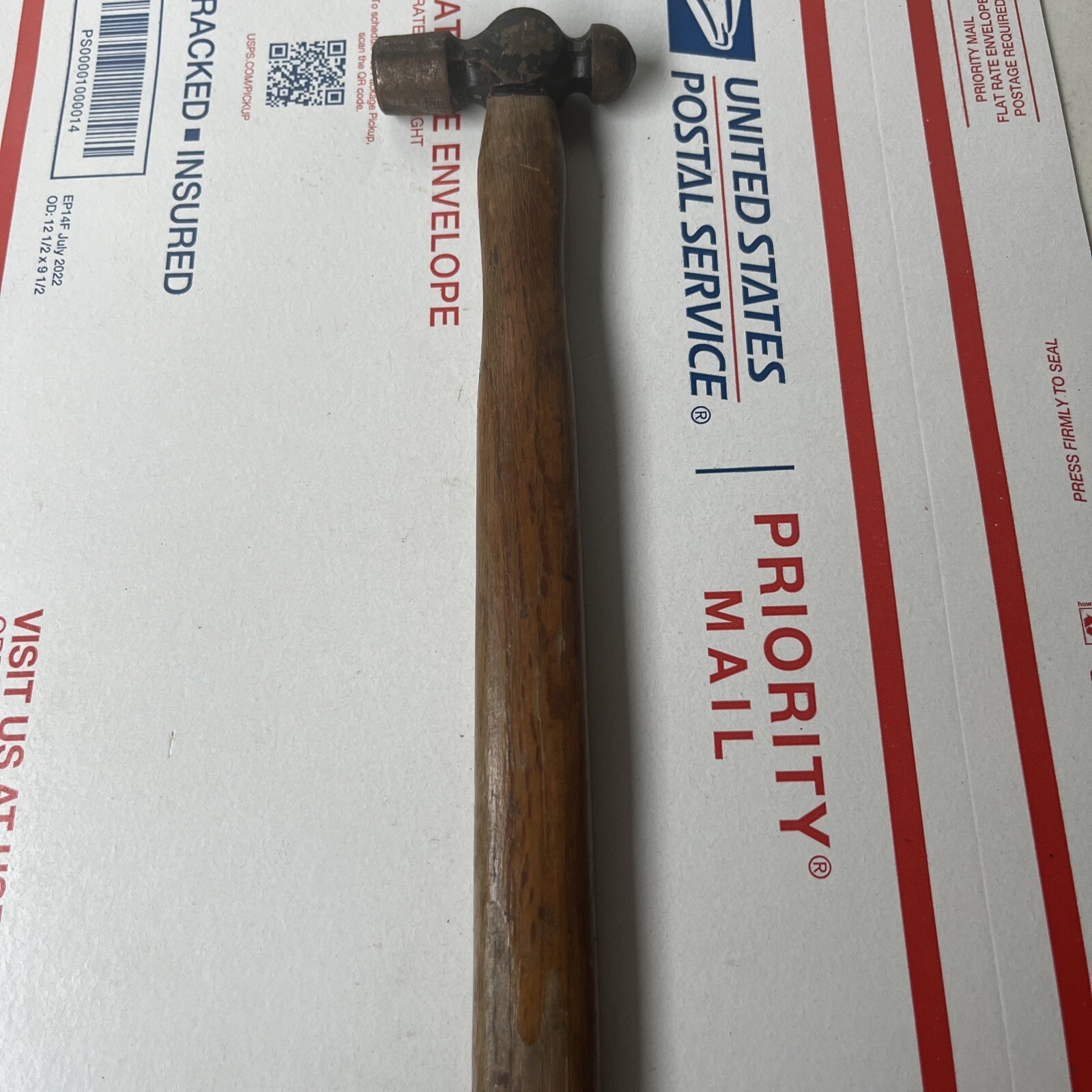 VINTAGE (UNBRANDED) ball peen hammer with wooden handle LENGTH 10″ (t33)