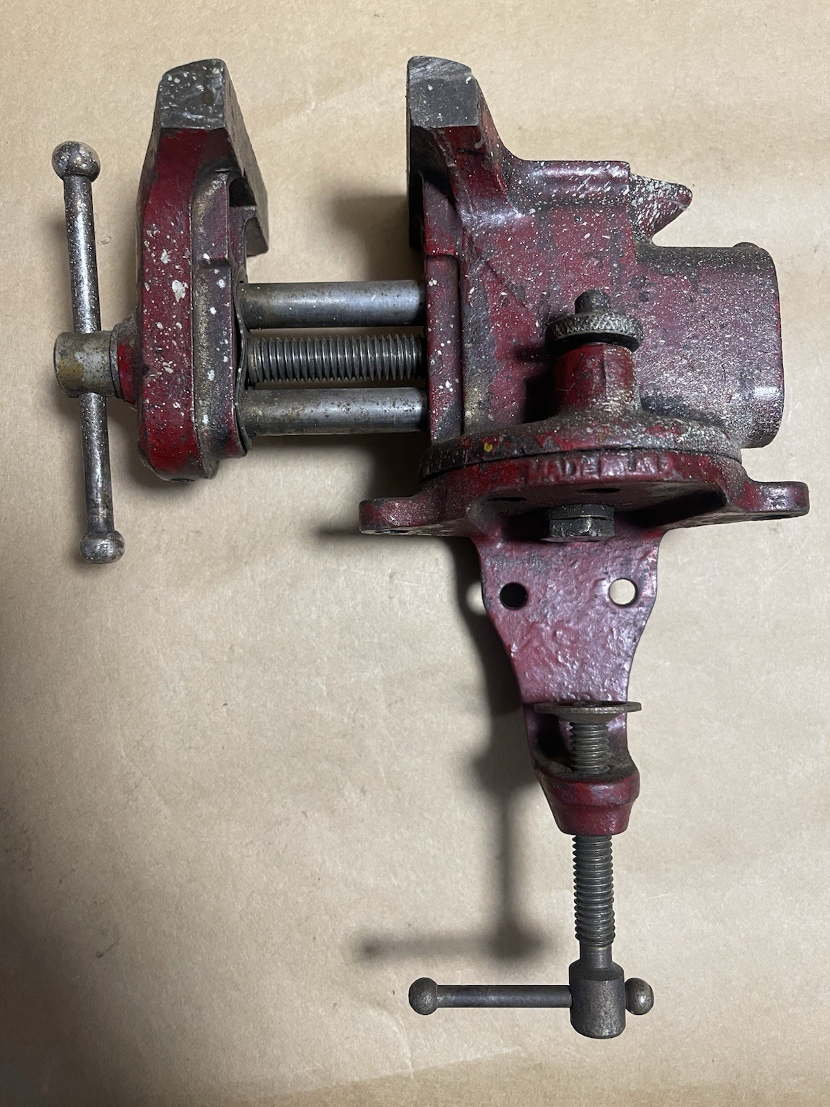 Defiance Stanley? Table Top Anvil Vise Swivel 2 1/2″ Jaws – USA – Early Patent