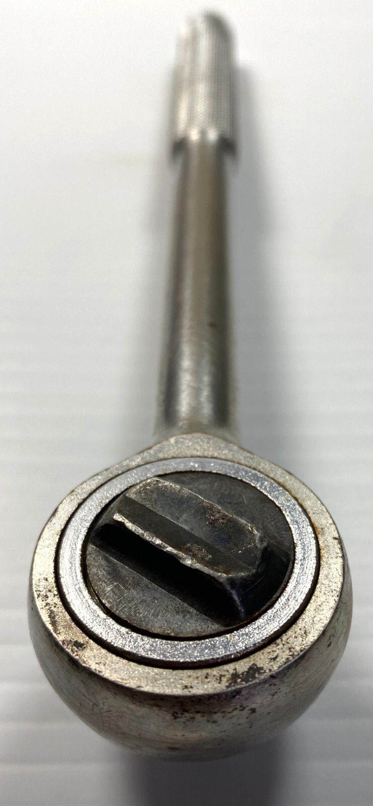 Vintage Unbranded Chrome Reversible Ratchet Wrench 3/8″ Drive Knurled Handle